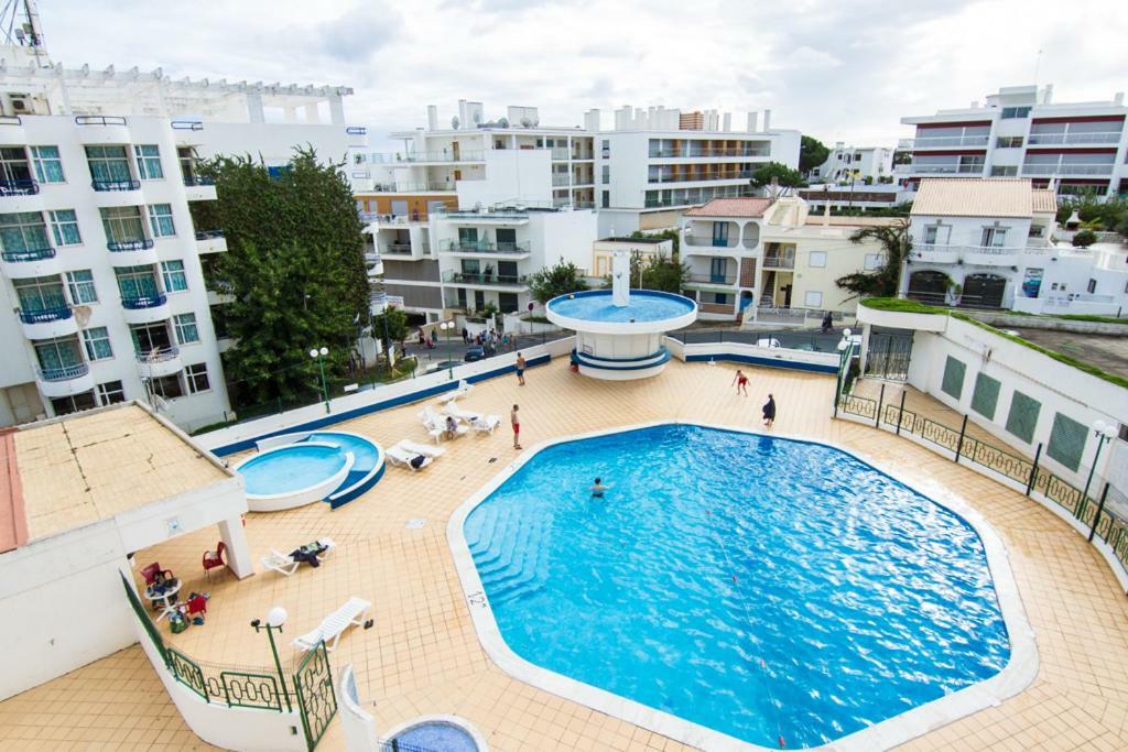 Апартаменти Apartamento T2 Com Piscina E Wifi A 350 Metros Da Praia Оллюш-де-Аґуа Екстер'єр фото